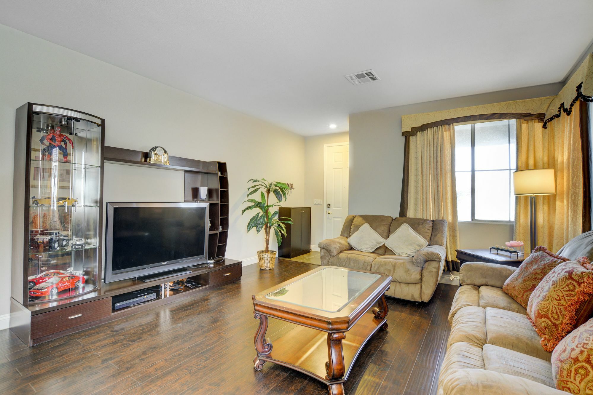 Luxurious 3br 10min To Vegas Strip Apartamento Las Vegas
